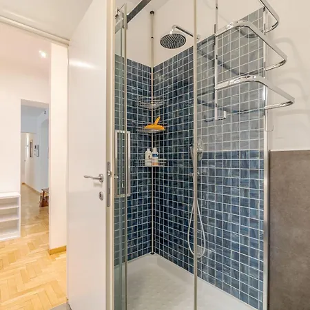 Apartment Brignole Modern And Genoa